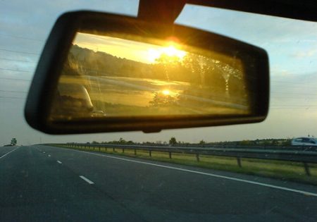 sun glare in a rear view mirror